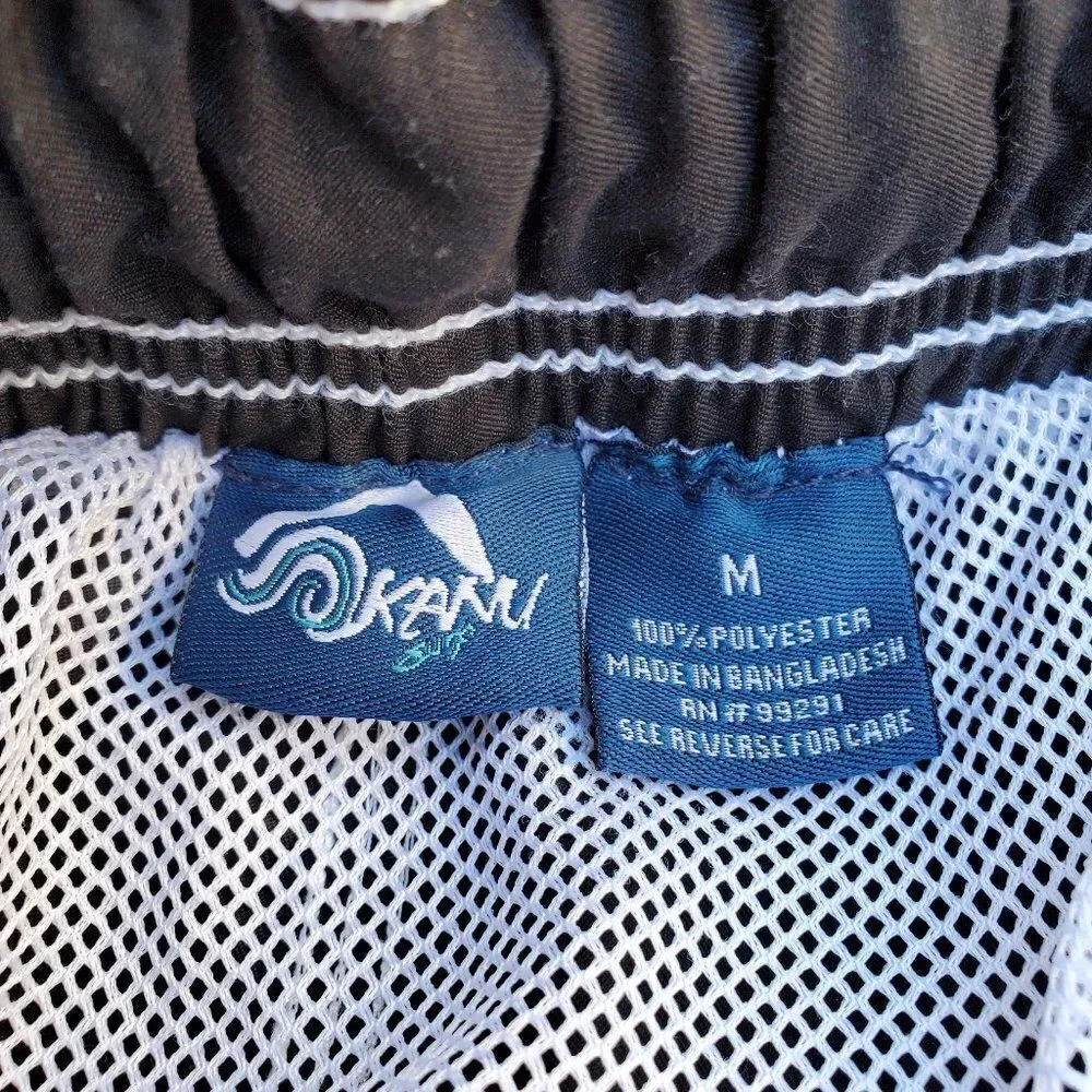 NWOT Kanu Surf black and white swim trunks